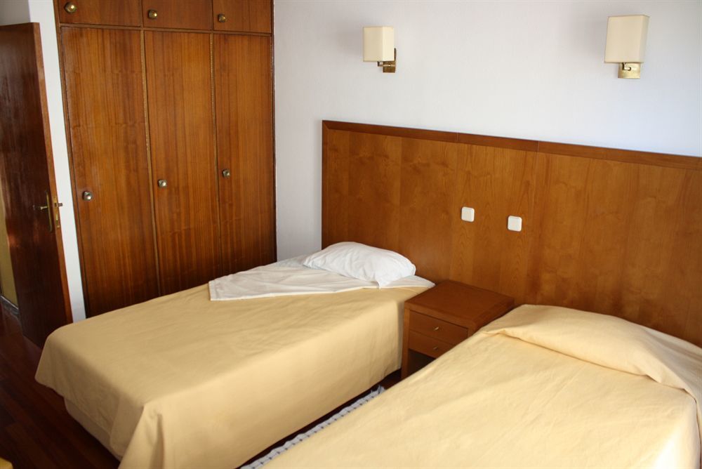 ปาไรโซ ตูริสติก อพาร์ตเมนต์ Aparthotel ฟุงชาล ภายนอก รูปภาพ